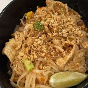 Chicken pad Thai