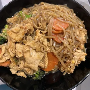 ramen and noodles, food