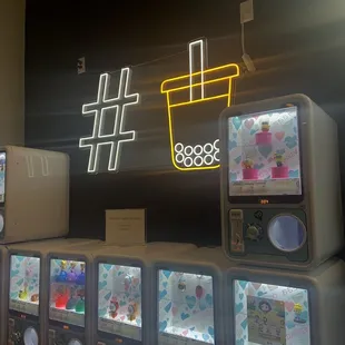 inside toy machine