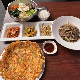 Bimbap, kimchi pancake, bon chon, Bulgogi