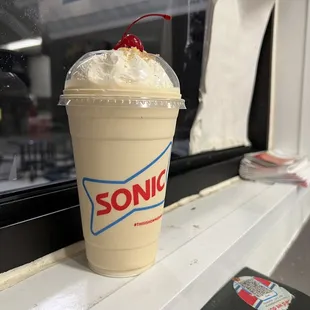 Caramel Cheescake Hand-Mixed Master Shakes In Sonics Clear Shake Cups