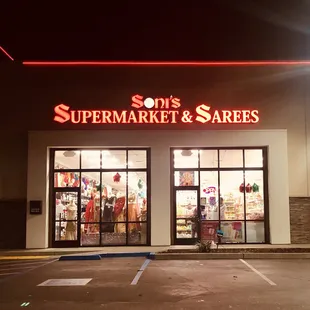 Soni's  storefront