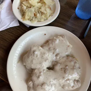Biscuits and gravy with hash browns
