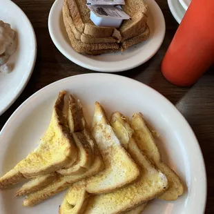 French toast, toast with jelly.