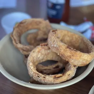 "World Famous" onion rings