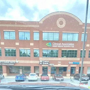 Sonny Lee's bottom left.