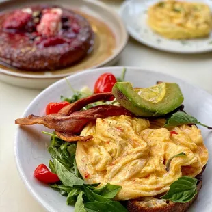 folded eggs and ricotta hotcake