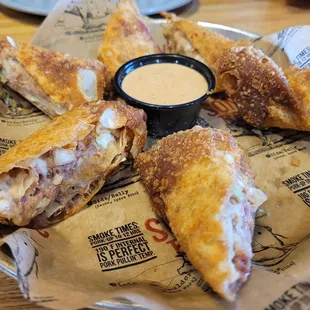 Pulled pork eggrolls..they were scrumptious!