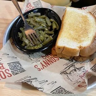 Kids pulled pork sandwich