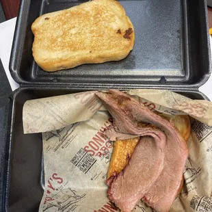 Sonny&apos;s Barbecue  Brisket  rip off sandwich