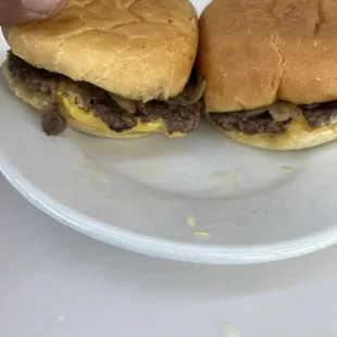2 small cheeseburgers