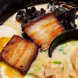 Tonkotsu