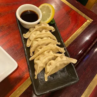 Beef gyoza