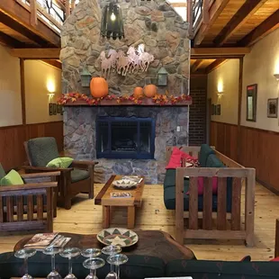 Continental breakfast. Coffee, pastry, bagels etc