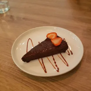 Flourless chocolate cake