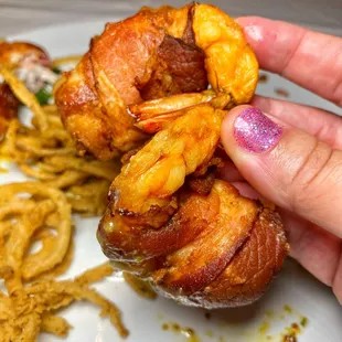 Bacon Wrapped Shrimp at Sonoma Cellar inside Sunset Station.