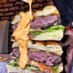 Sonoma Cellar&apos;s Sonoma Burger