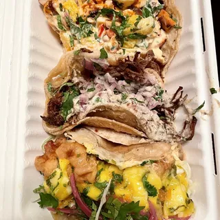 Chicken Rojo Taco