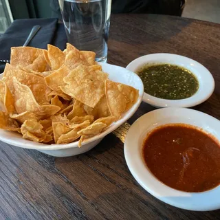 Chips & Salsa