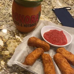 Mozzarella sticks and a delicious and strong margarita