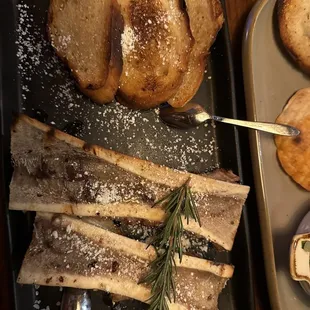 Bone marrow with bread, amazing!!!