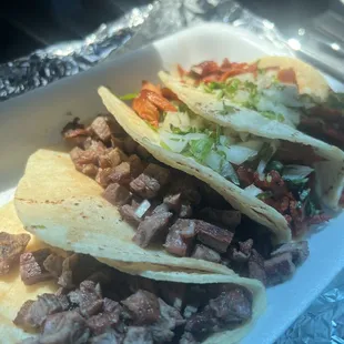 Tacos de asada y pastor