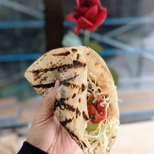 Caramelo with carne asada