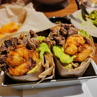 Mar y tierra burrito (land and sea burrito)