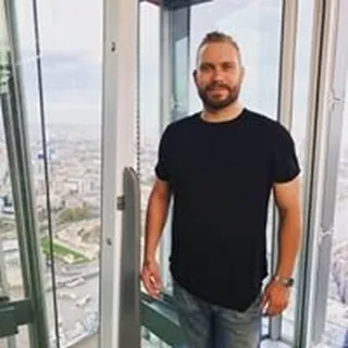 Aaron C.