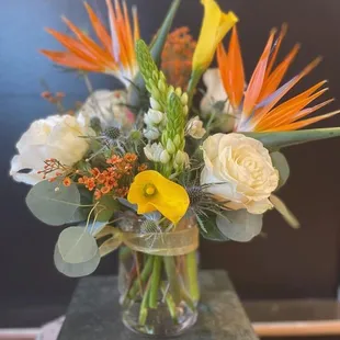 Gorgeous arrangement!