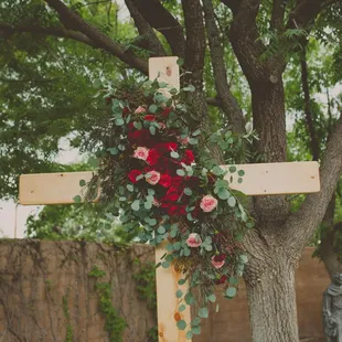 Diane created this floral spray for our ceremony centerpiece on site! It was phenomenal!