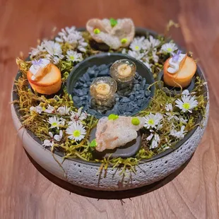 the puffed beef tendon is incredible.