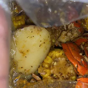 1bs lobster potatoes,corn, sausages