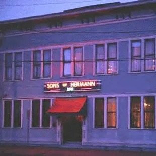 Photo from http://sonsofhermann.com