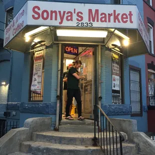 Sonya's Market
