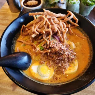 Kao Soi w/ Chicken.  Excellent