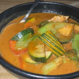 Red Curry with a beautiful vegetable medley @foodieandthegrump