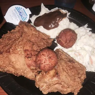 Southern fried chicken platter.