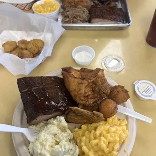 Chicken &amp; Ribs Mac &amp; Cheese