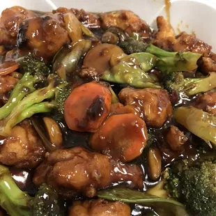 Huge order of General Taos chicken.
