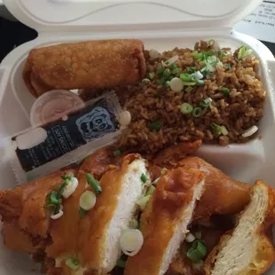 This the best Chinese ever. This is my almond boneless chicken from soon lee with gravy on the side. This was a carry out.