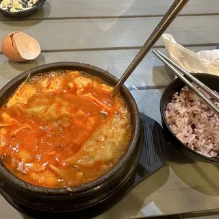 21. Dumpling Soon Tofu Stew