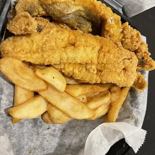 Yooooo the fish!!