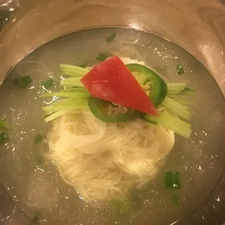 Somen in Kimchi Broth