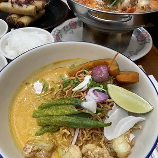 Khao Soi Pak Tod