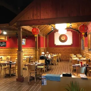 Beautiful interior of Sophea's Chinese Restaurant in Columbus, IN