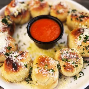 Garlic Knots