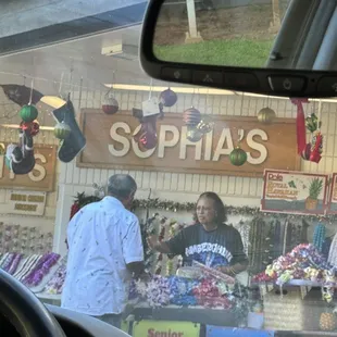 Need leis for Sweetie's choir concert.