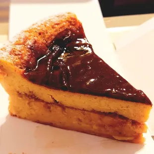Pumpkin pecan torte