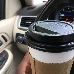 16 oz decaf latte with vanilla